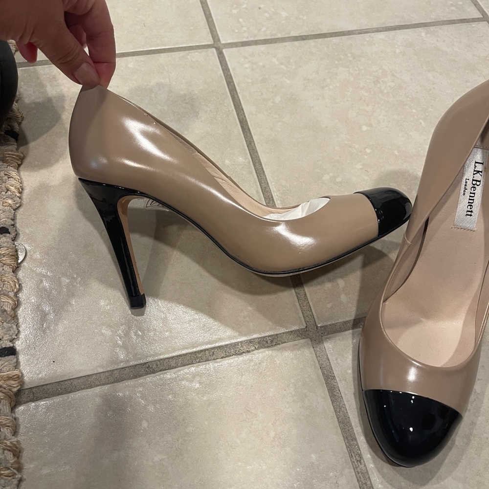 LK Bennett Tan and Black Heels with Cap Toe Design